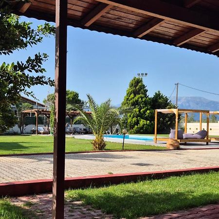 Aparthotel Ktima Xiliadou Chiliadou  Esterno foto
