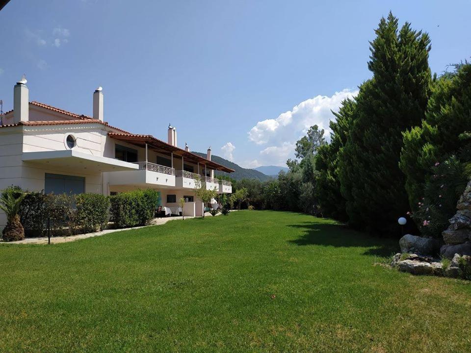 Aparthotel Ktima Xiliadou Chiliadou  Esterno foto