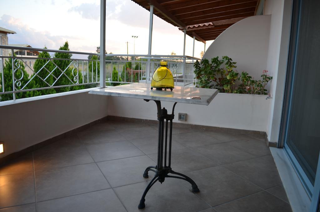 Aparthotel Ktima Xiliadou Chiliadou  Esterno foto