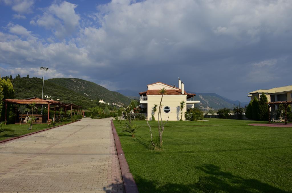 Aparthotel Ktima Xiliadou Chiliadou  Esterno foto