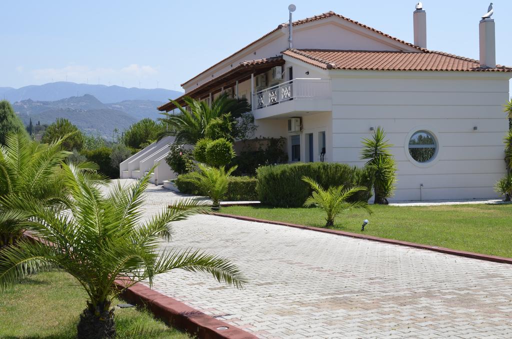 Aparthotel Ktima Xiliadou Chiliadou  Esterno foto