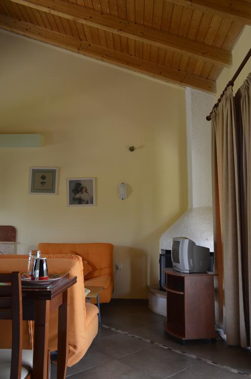Aparthotel Ktima Xiliadou Chiliadou  Esterno foto
