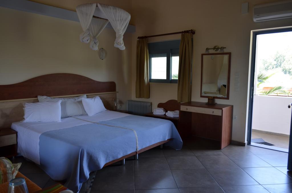 Aparthotel Ktima Xiliadou Chiliadou  Esterno foto