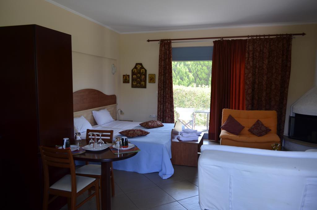 Aparthotel Ktima Xiliadou Chiliadou  Esterno foto