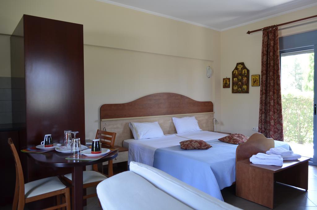 Aparthotel Ktima Xiliadou Chiliadou  Esterno foto